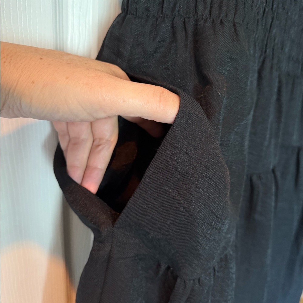 Vince Black Smocked Tiered Midi Dress plus 1X - Picture 5 of 13